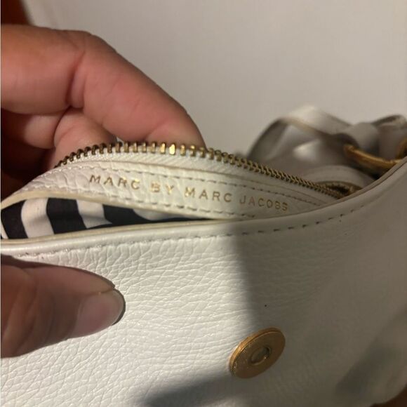 Marc by Marc Jacobs crossbody purse logo handbag shoulder bag - Picture 6 of 9